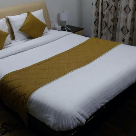 Royal Service Apatment Pimpri-Chinchwad 外观 照片