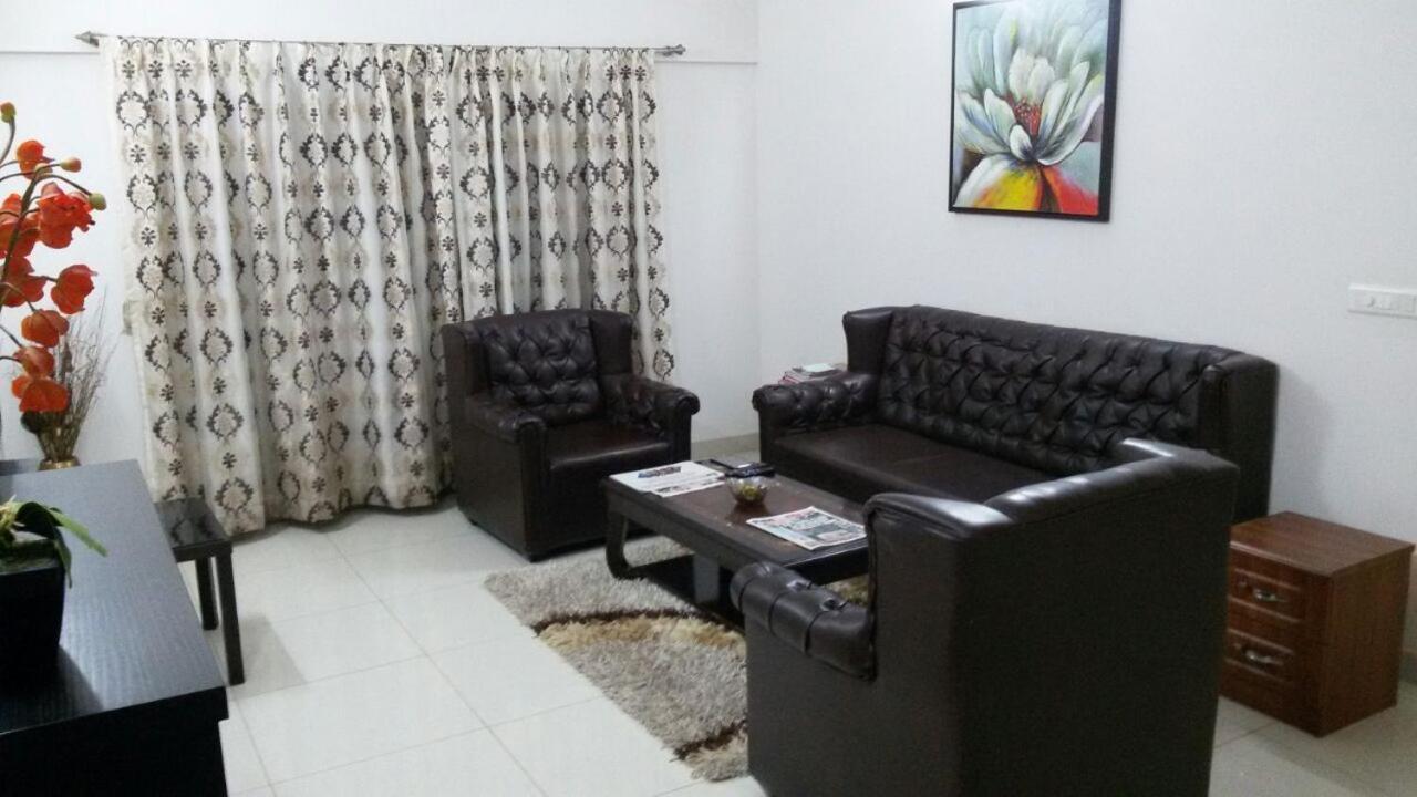 Royal Service Apatment Pimpri-Chinchwad 外观 照片